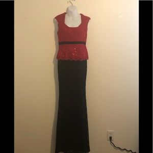 NWOT FASHIONABLE LONG DRESS MULTIPLE SIZES A043
